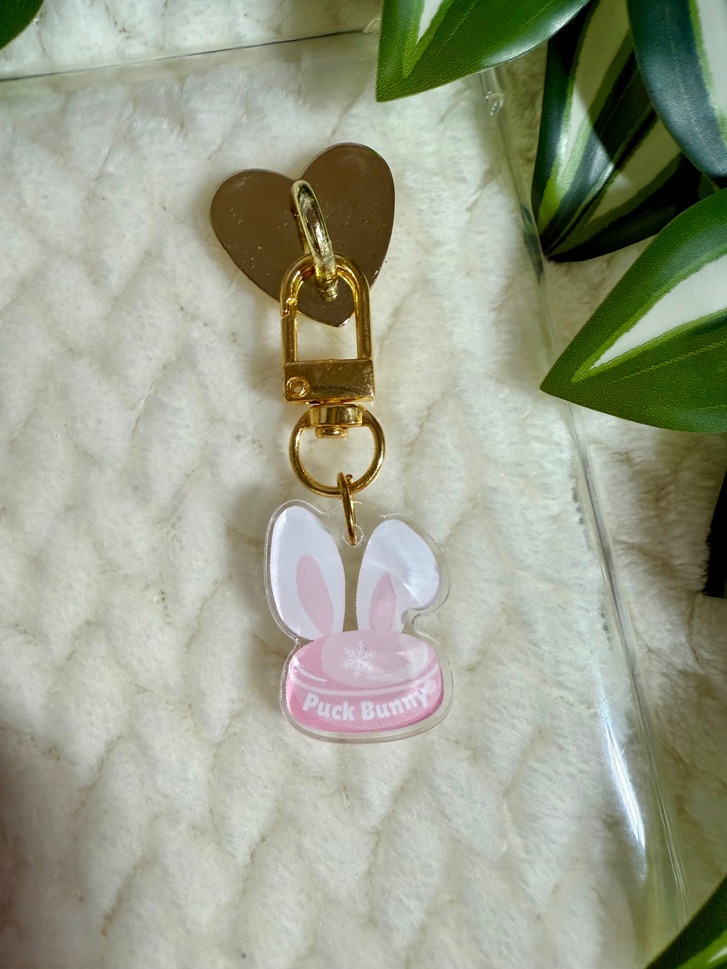 Kindle / E-Reader Charm Clip On - Puck Bunny