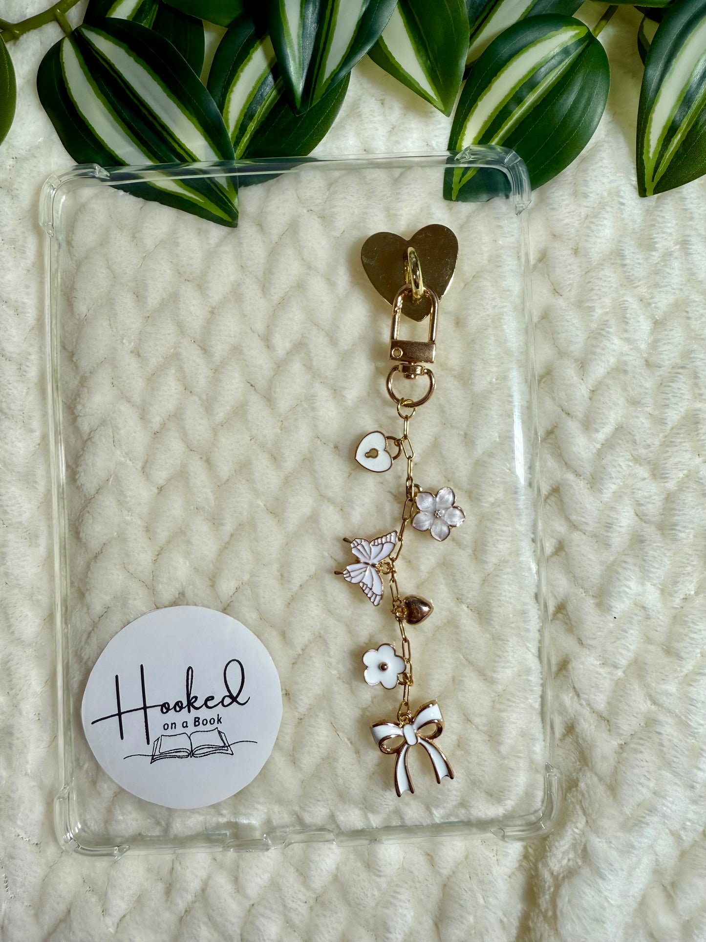 Kindle / E-Reader Charm Chain - White Coquette