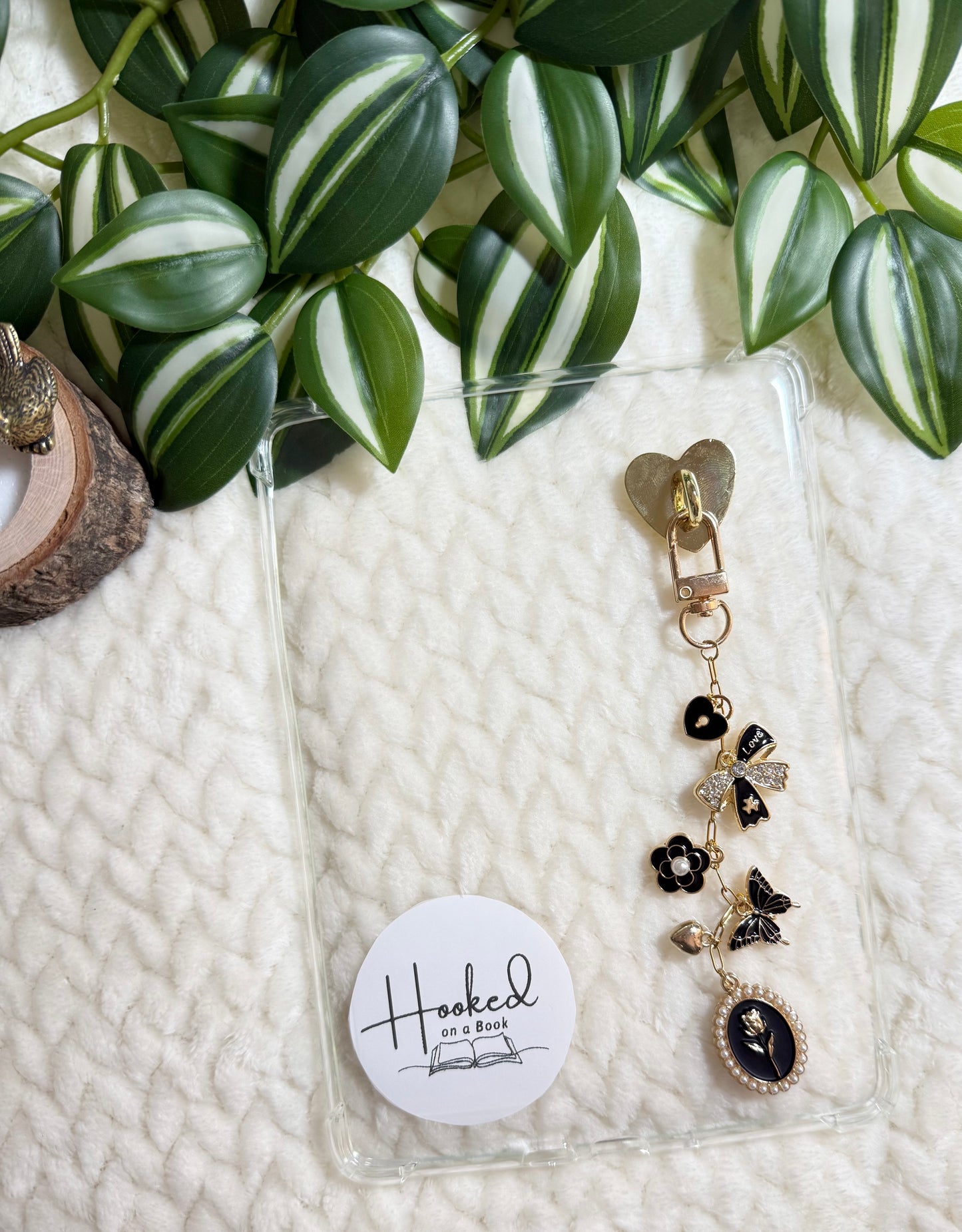 Kindle / E-Reader Charm Chain - Vintage Darling