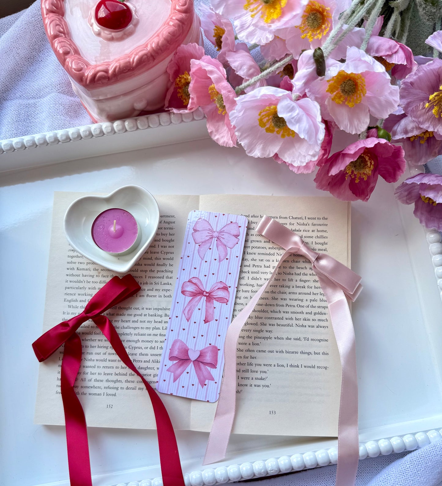 Coquette Bows Bookmark