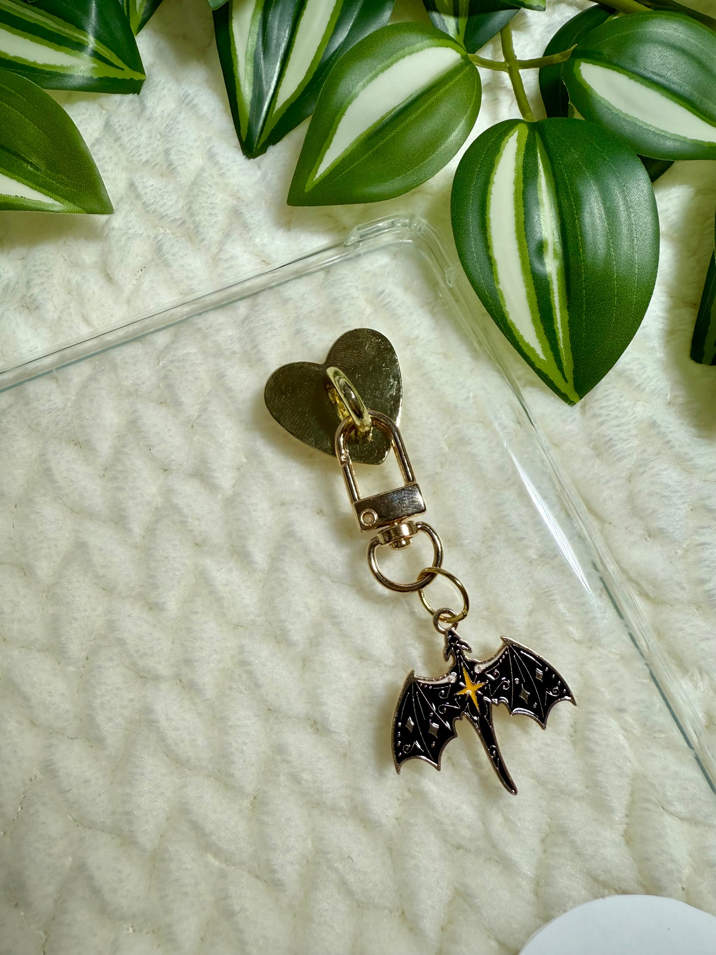 Kindle / E-Reader Charm Clip On - Night Dragon