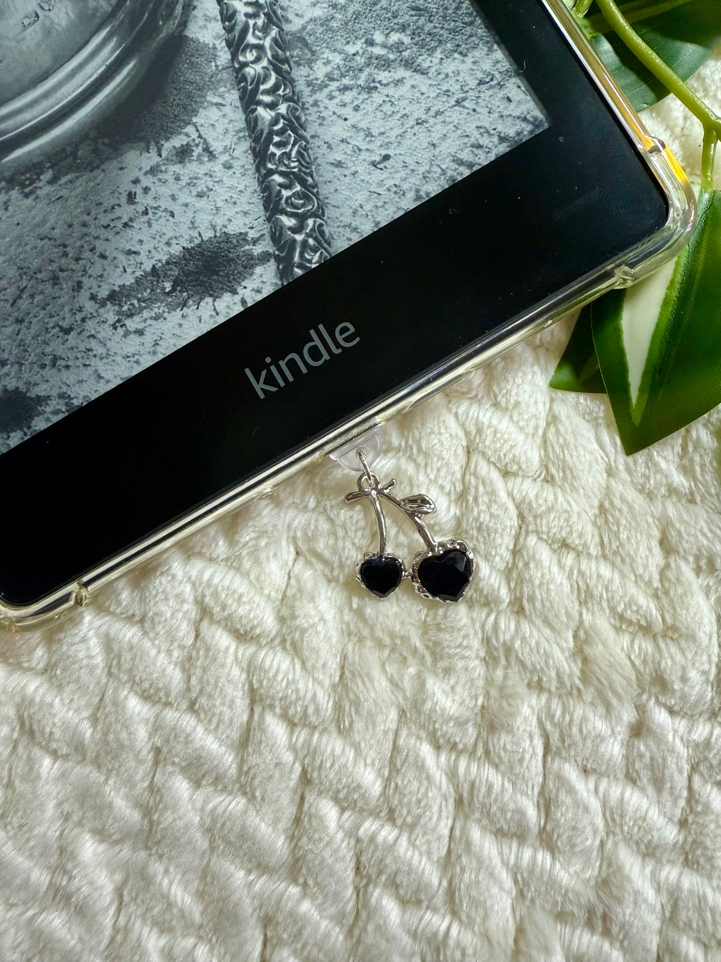 Kindle / E-Reader Charm Black Cherries