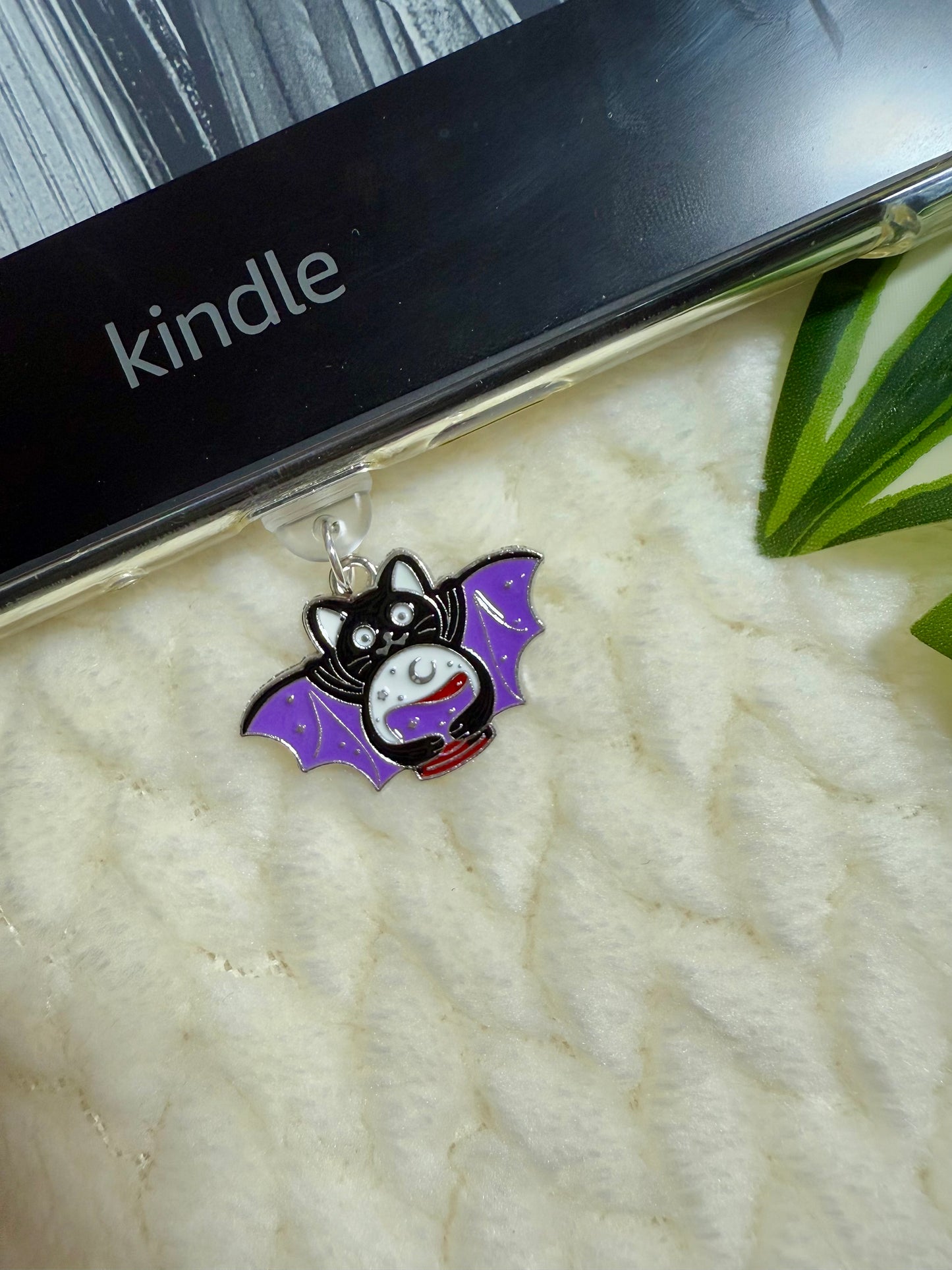 Kindle / E-Reader Charm Batty Cat