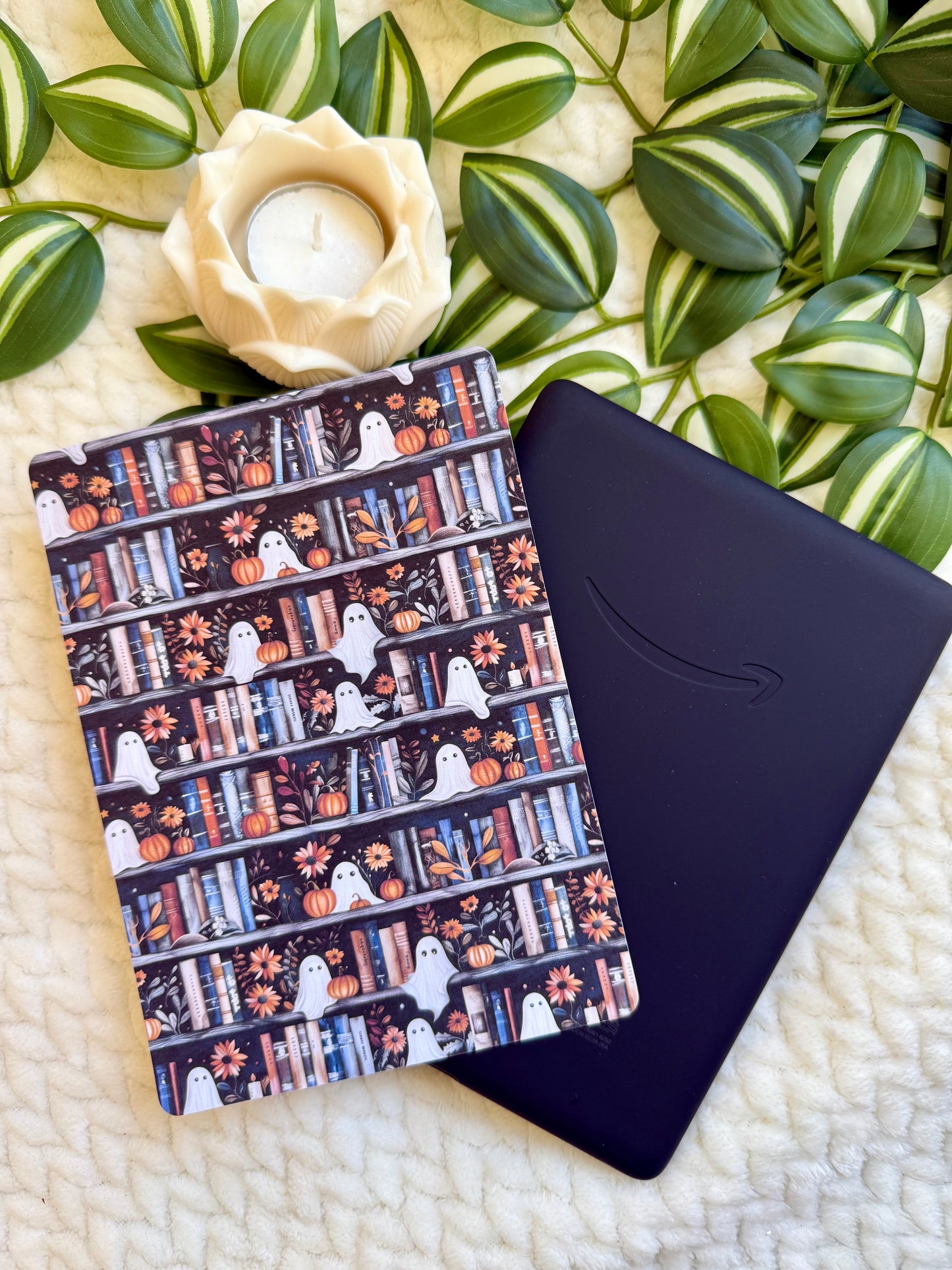 Kindle Insert - Ghost Bookshelf