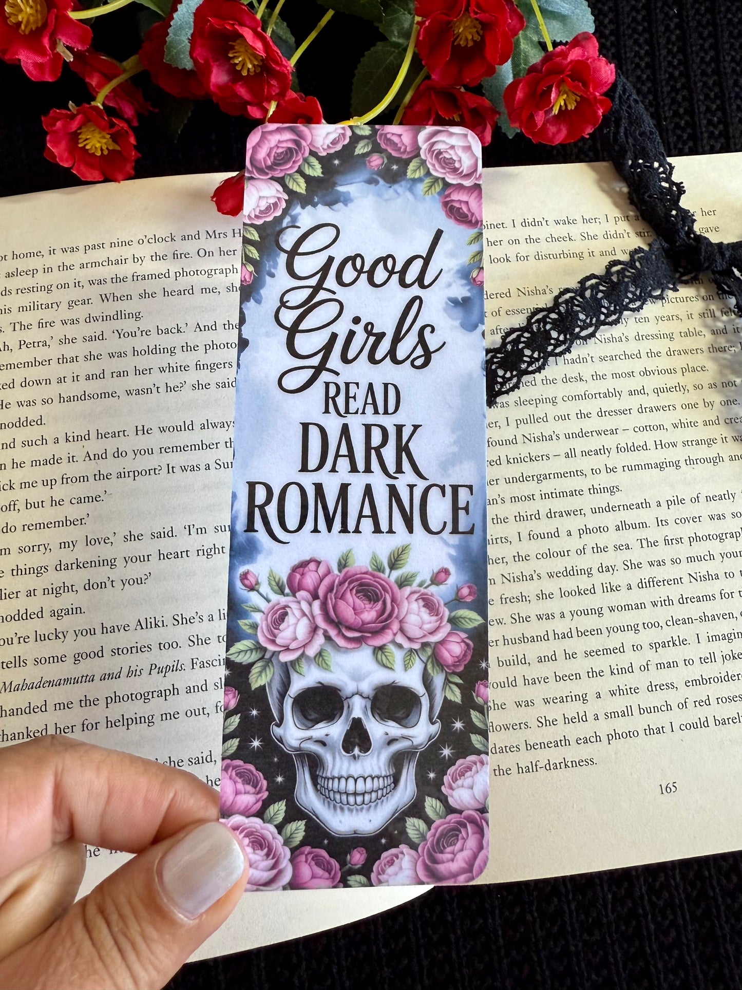 Good Girls Read Dark Romance Bookmark