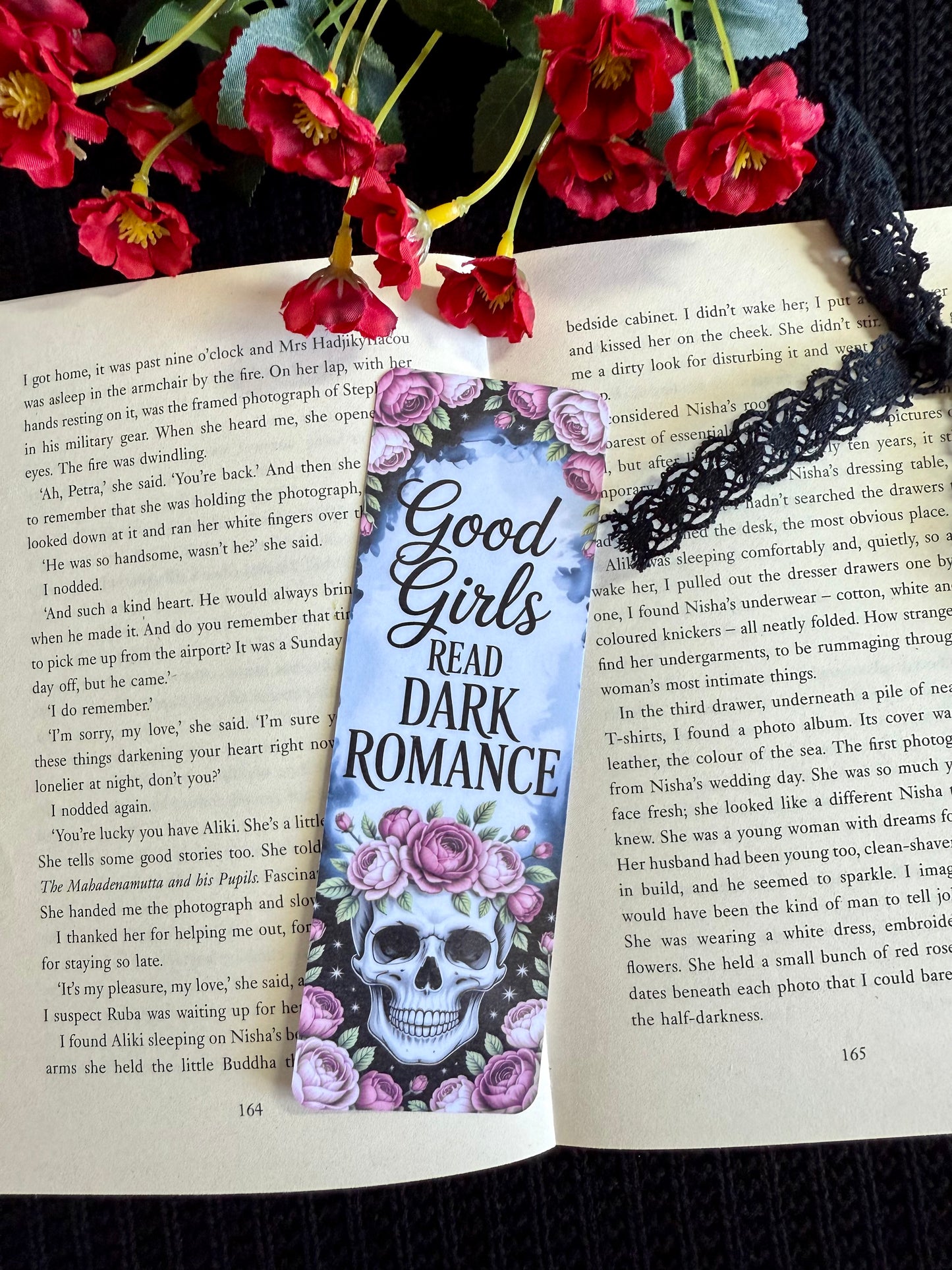 Good Girls Read Dark Romance Bookmark