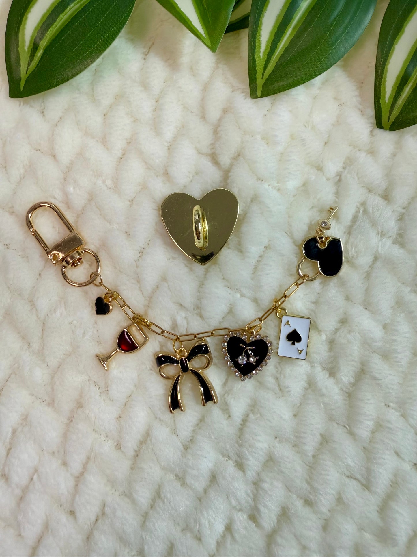 Kindle / E-Reader Charm Chain - Dark Romance Reader