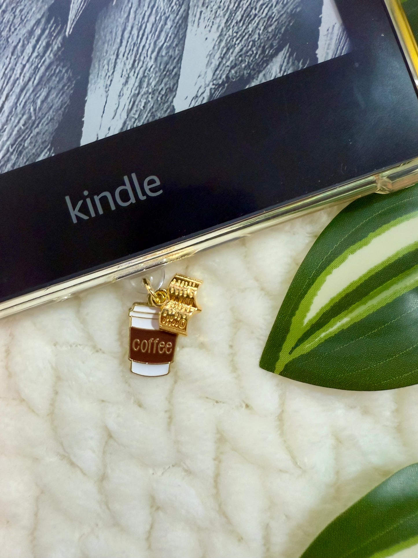 Kindle / E-Reader Charm Books and Coffee
