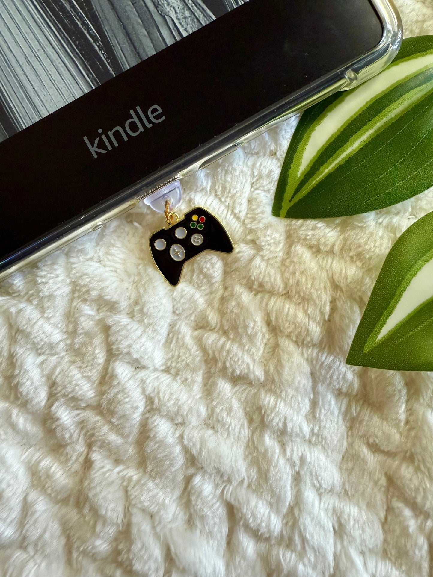 Kindle/ E-Reader Charm Gamer