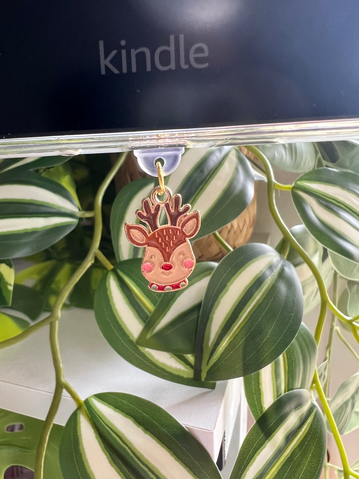 Kindle / E-Reader Christmas Reindeer