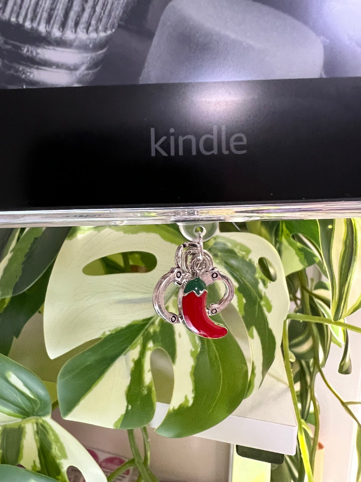 Kindle / E-Reader Charm Smut Lovers